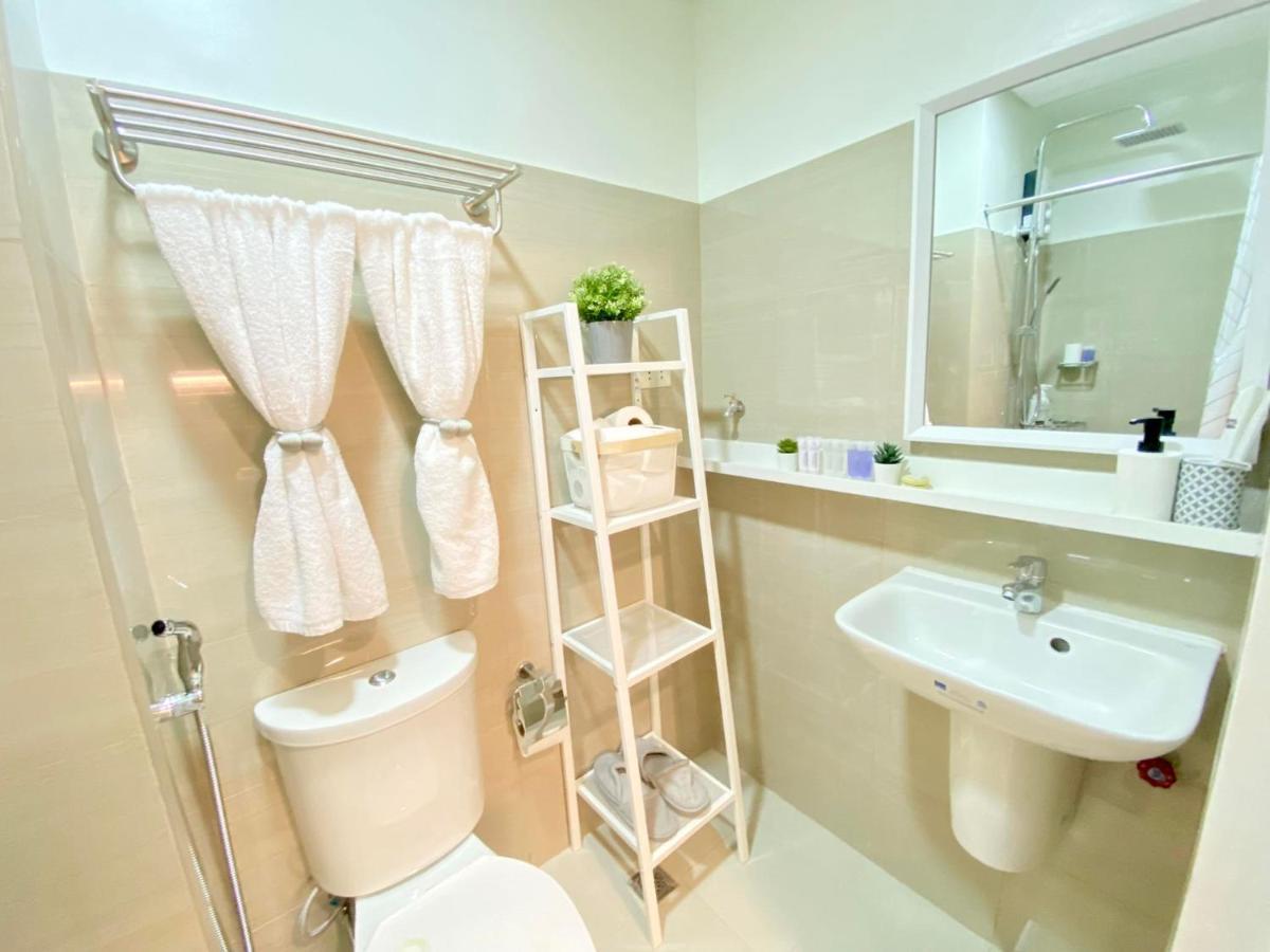 Will's Place @ Shore2 Residences Mall Of *