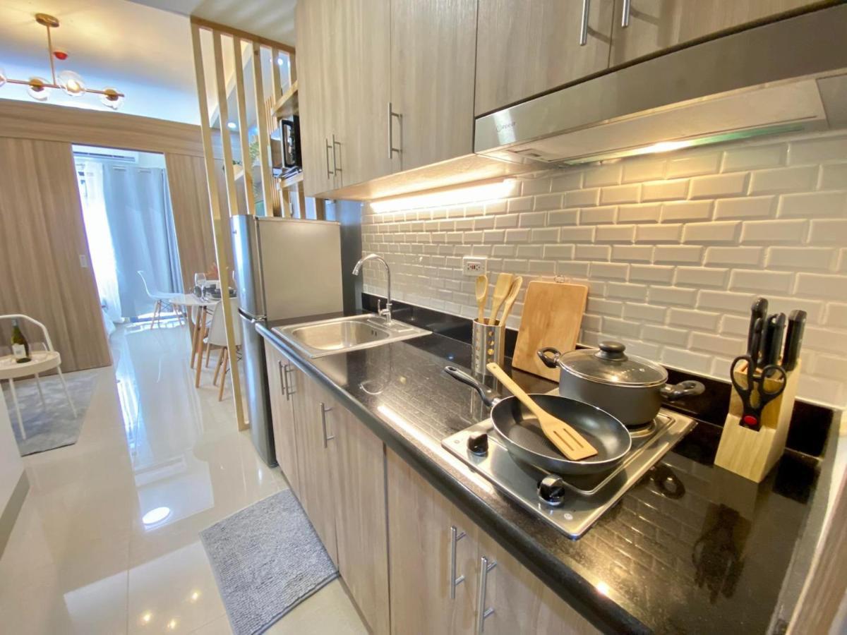 Will's Place @ Shore2 Residences Mall Of Manila
